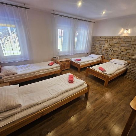 Pod Kamiennikiem Hotel Trzemesnia Bagian luar foto
