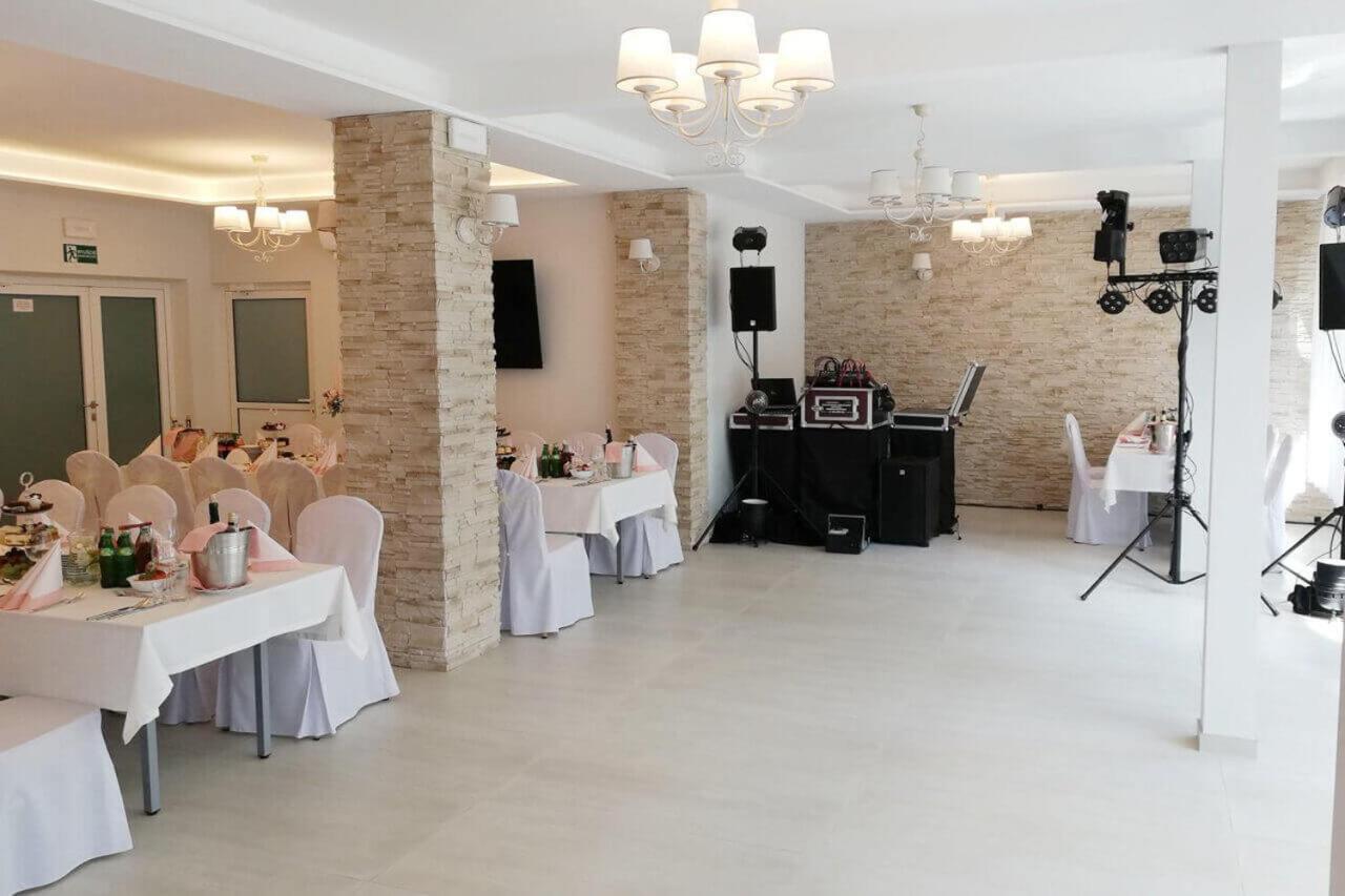 Pod Kamiennikiem Hotel Trzemesnia Bagian luar foto