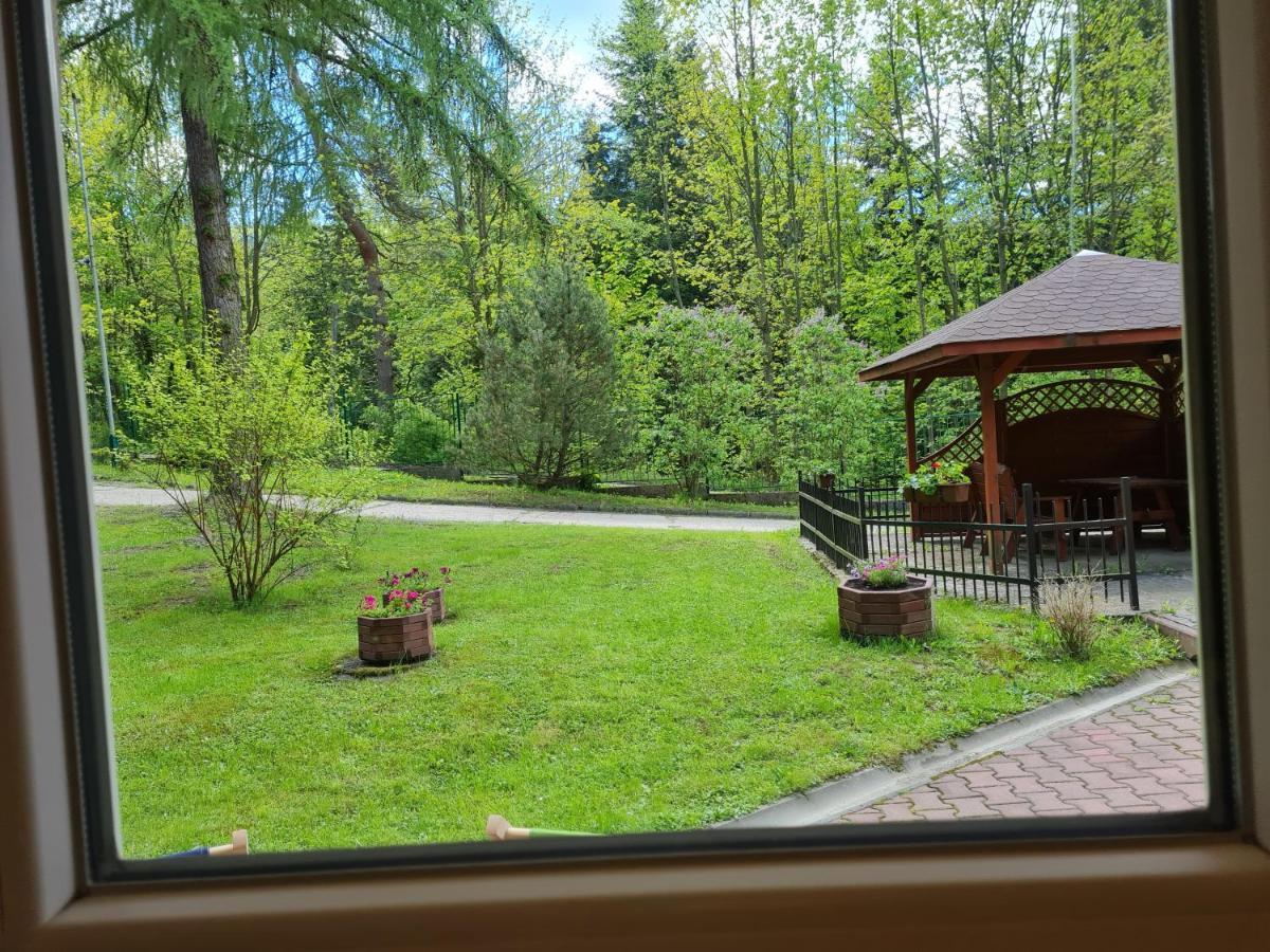 Pod Kamiennikiem Hotel Trzemesnia Bagian luar foto