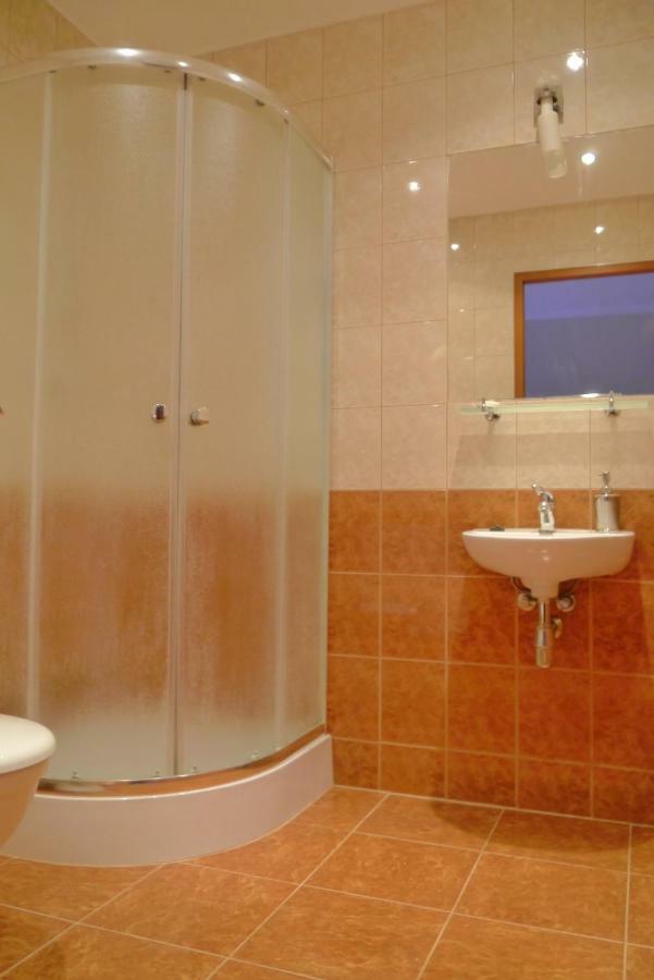 Pod Kamiennikiem Hotel Trzemesnia Bagian luar foto