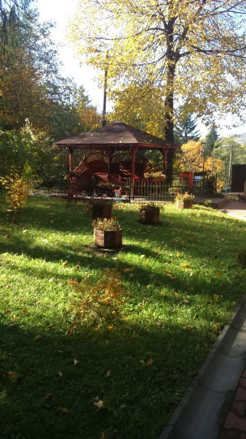 Pod Kamiennikiem Hotel Trzemesnia Bagian luar foto