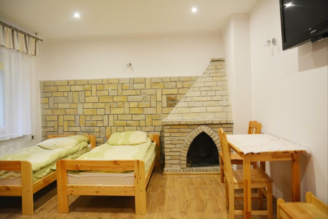 Pod Kamiennikiem Hotel Trzemesnia Bagian luar foto
